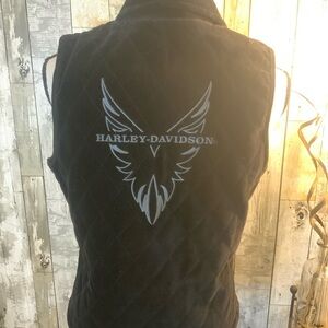 Ladies velvet quilted Harley Davidson vest. Size Small